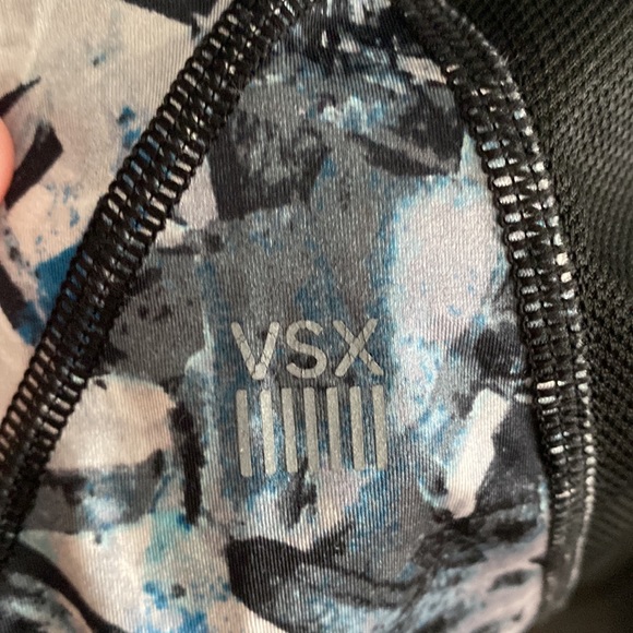 Victoria’s Secret Sport High-rise stirrup legging size L - Picture 5 of 7